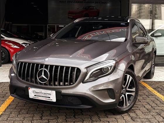 MERCEDES-BENZ GLA 250 2.0 16V TURBO GASOLINA VISION 4P AUTOMÁTICO MERCEDES-BENZ GLA 250 2.0 16V TURBO GASOLINA VISION 4P AUTOMÁTICO